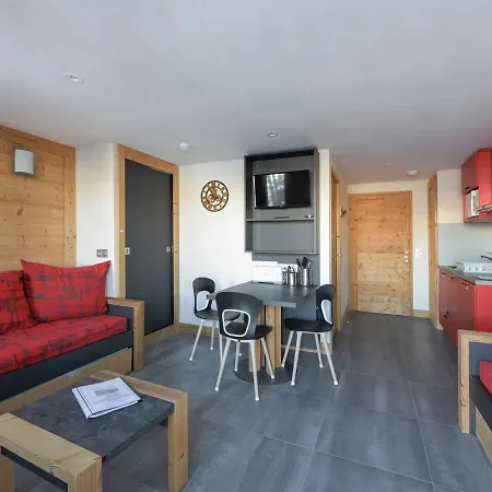 Studio Les Coches, 1 Piece, 3 Personnes - Fr-1-181-1053 *